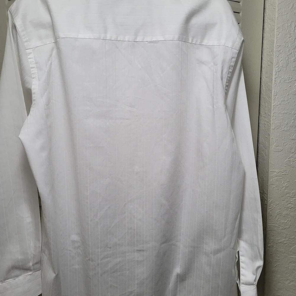 Classic White Men's Shirt - Picture 3 of 3
